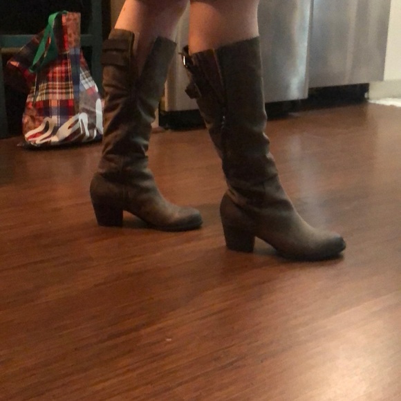 Aldo Boots - Picture 5 of 5